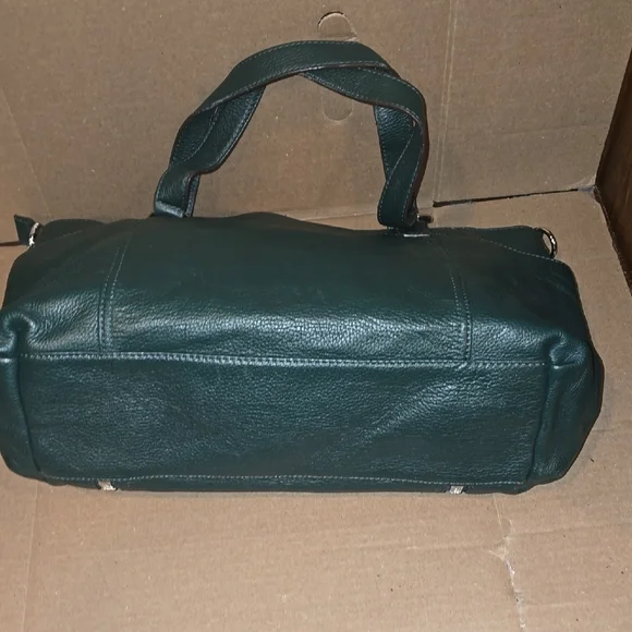 Michael Kors Green Leather Shoulder Bag with Gold Accents - Picture 8 of 11